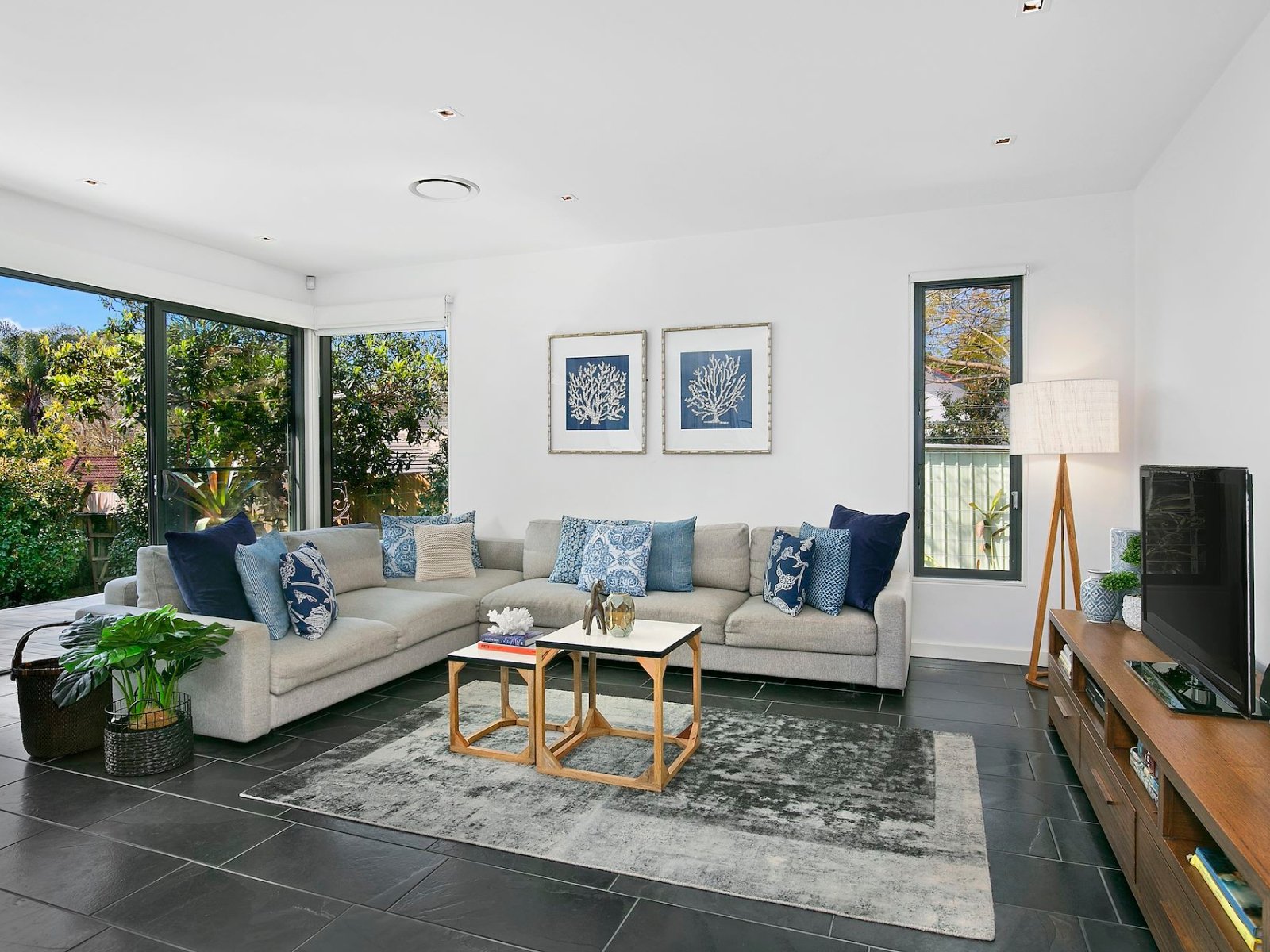 4 Benelong Street, Seaforth