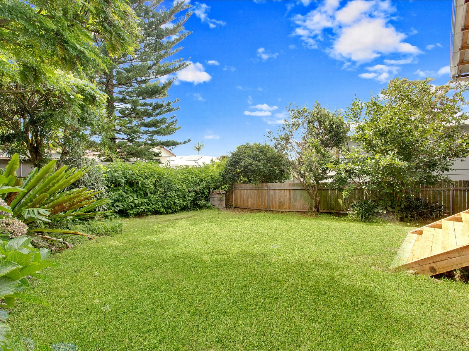 49 Wakehurst Parkway, Seaforth