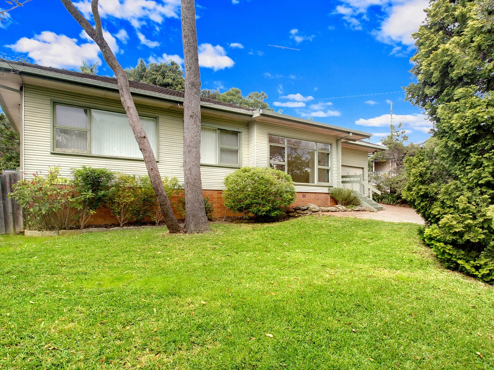 6 Cobb Street, Frenchs Forest