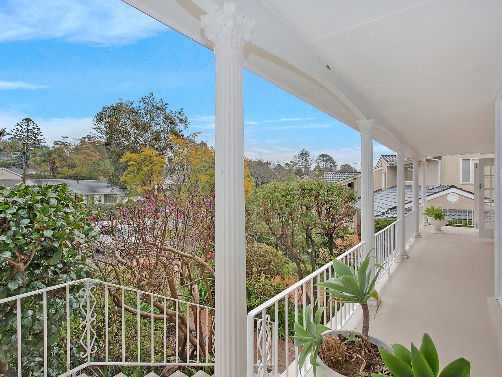 14 Holland Crescent, Frenchs Forest