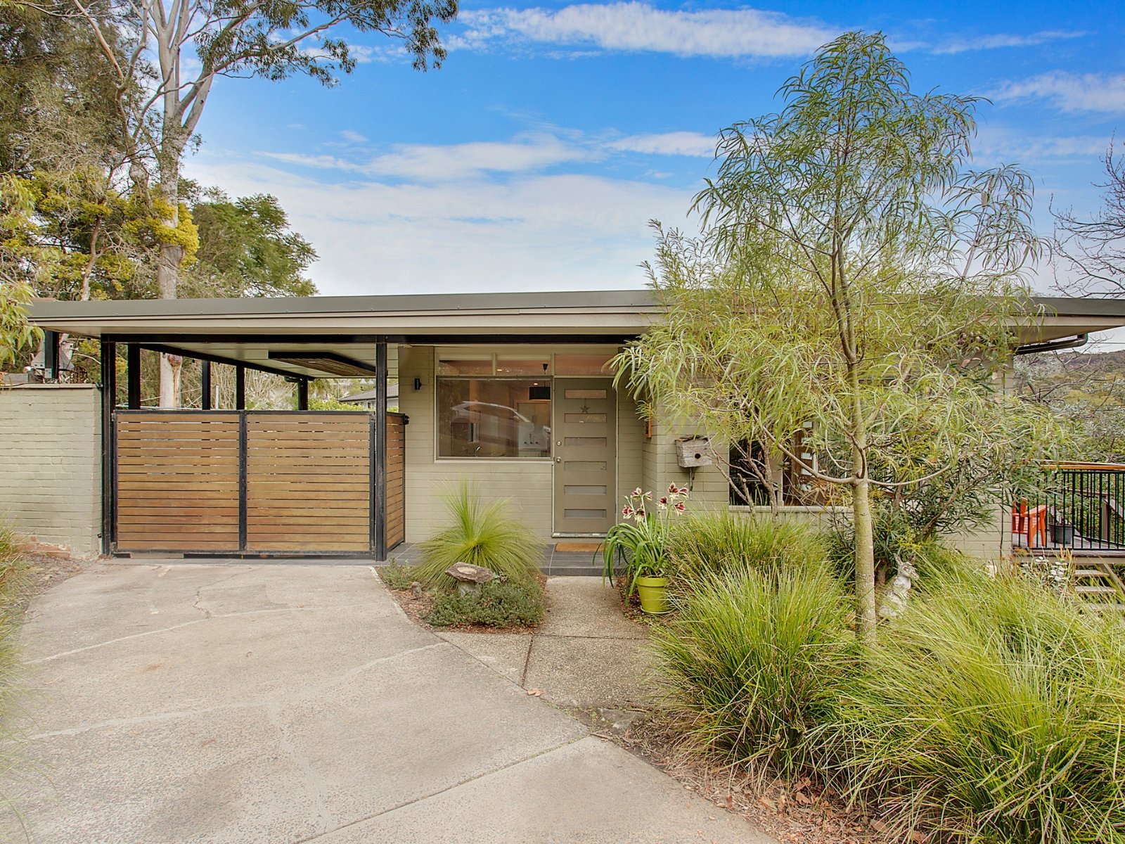 52 Ara Crescent, Narraweena