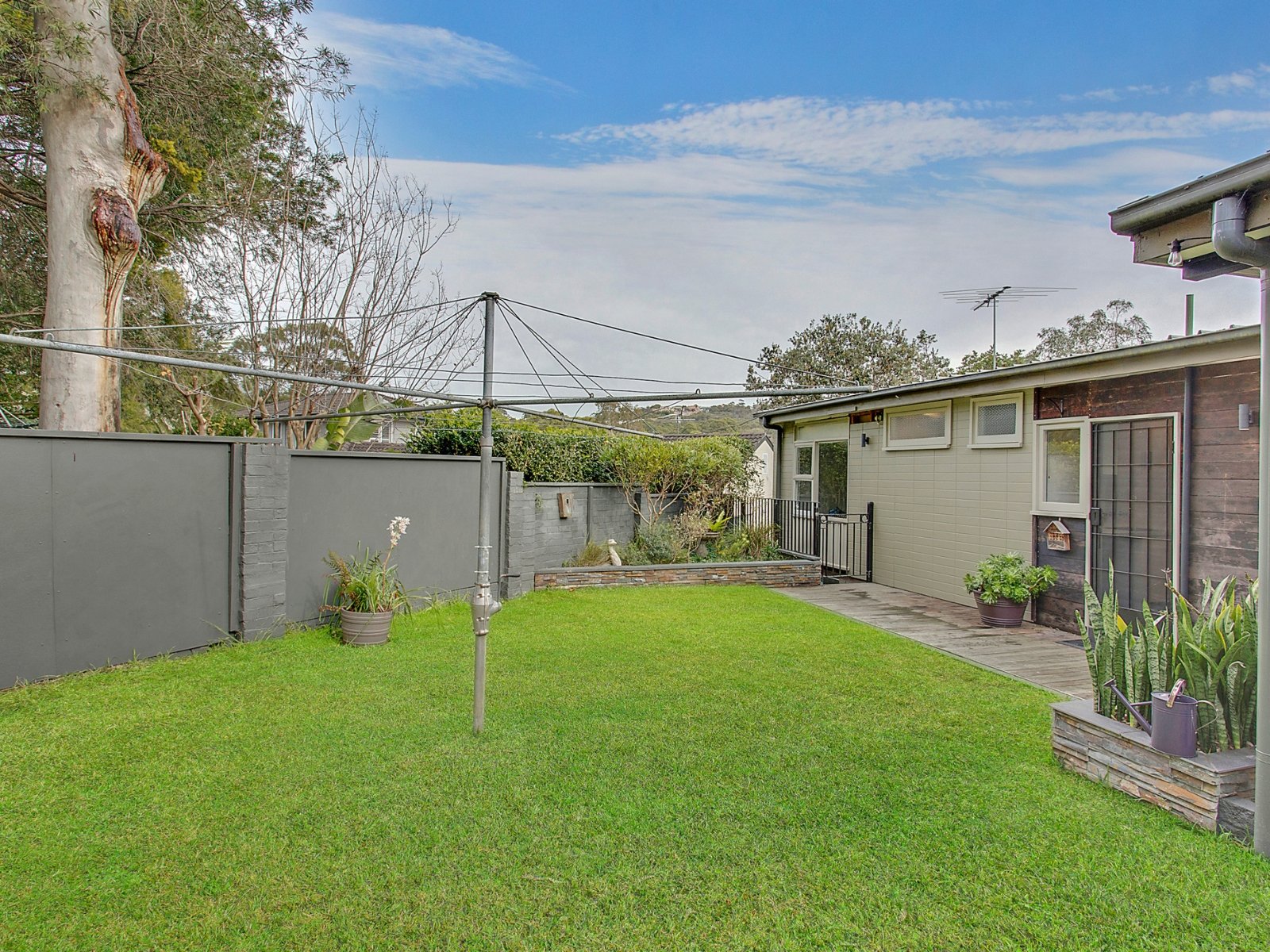 52 Ara Crescent, Narraweena