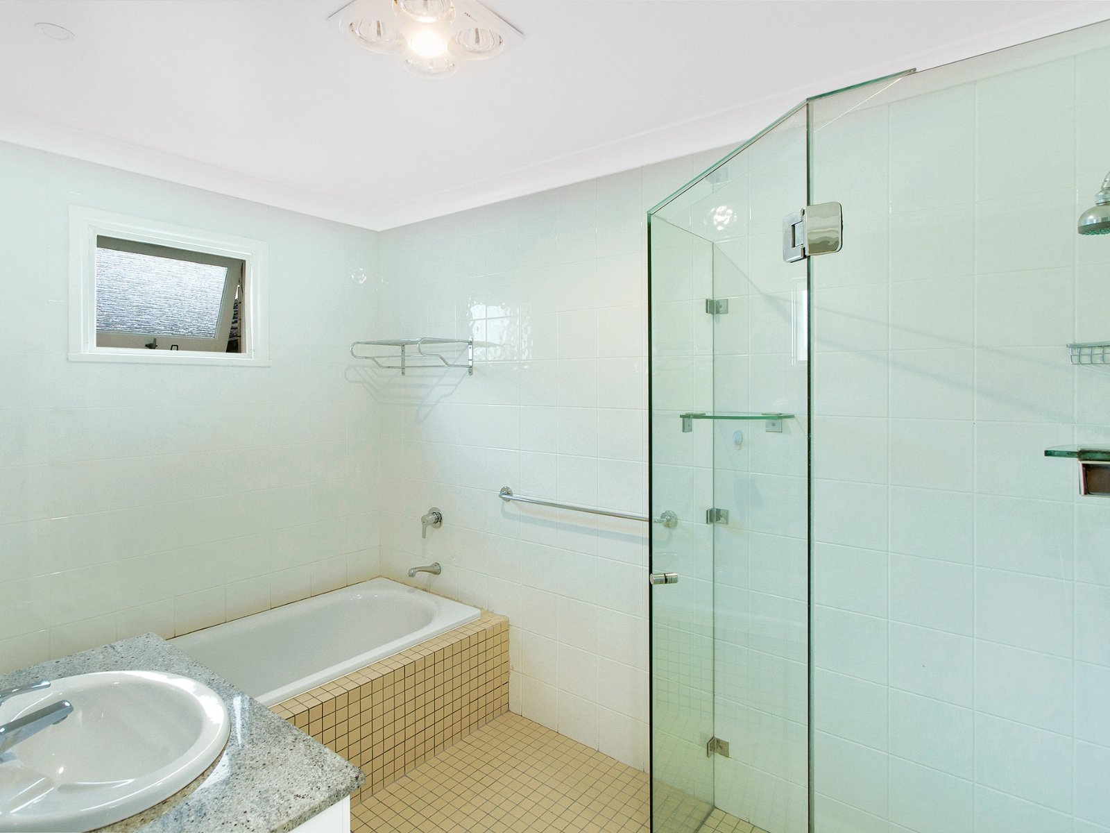 9 Chatham Close, Belrose