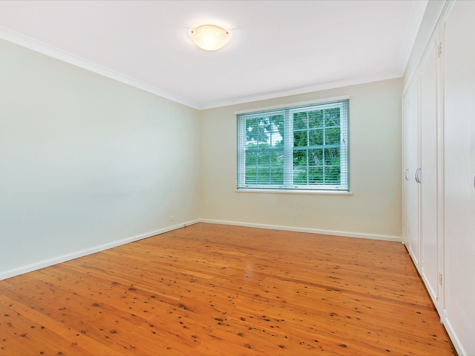 9 Chatham Close, Belrose