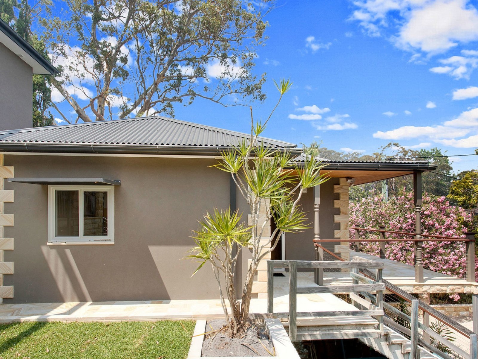 6a Acacia Road, Seaforth