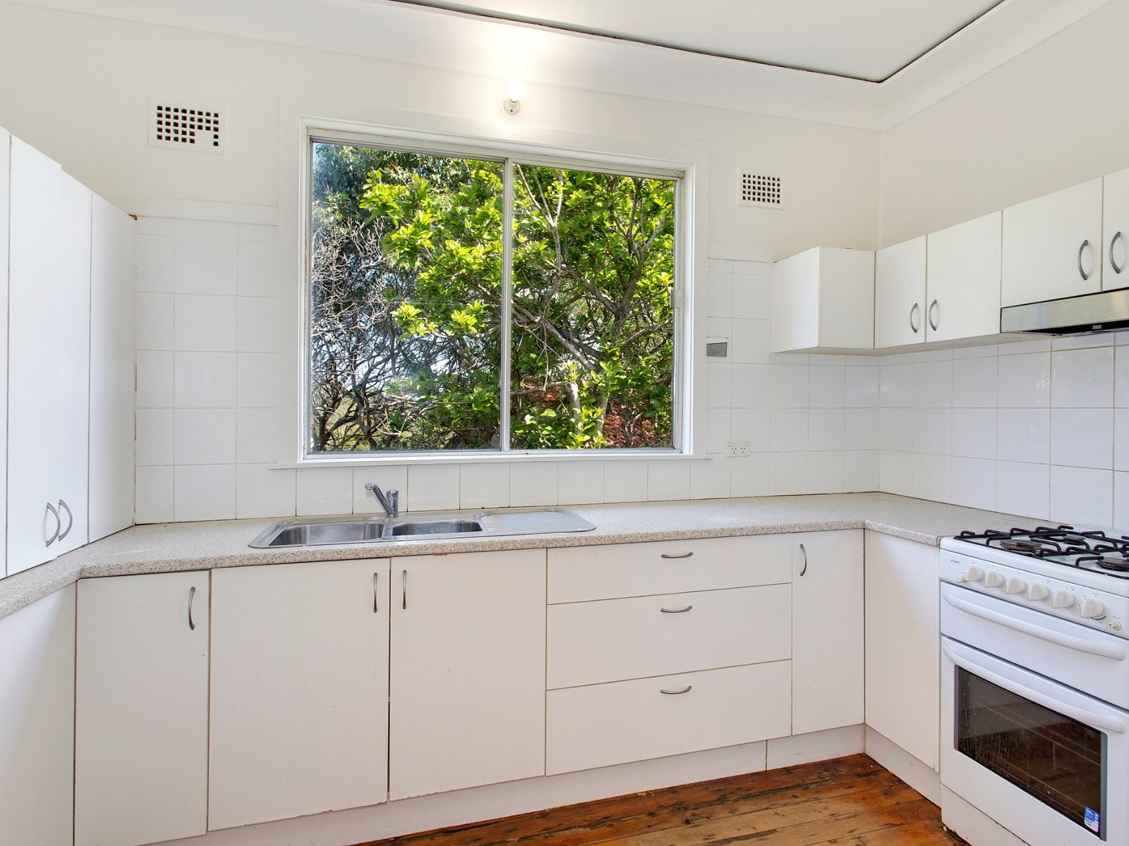 125 Clontarf Street, Seaforth