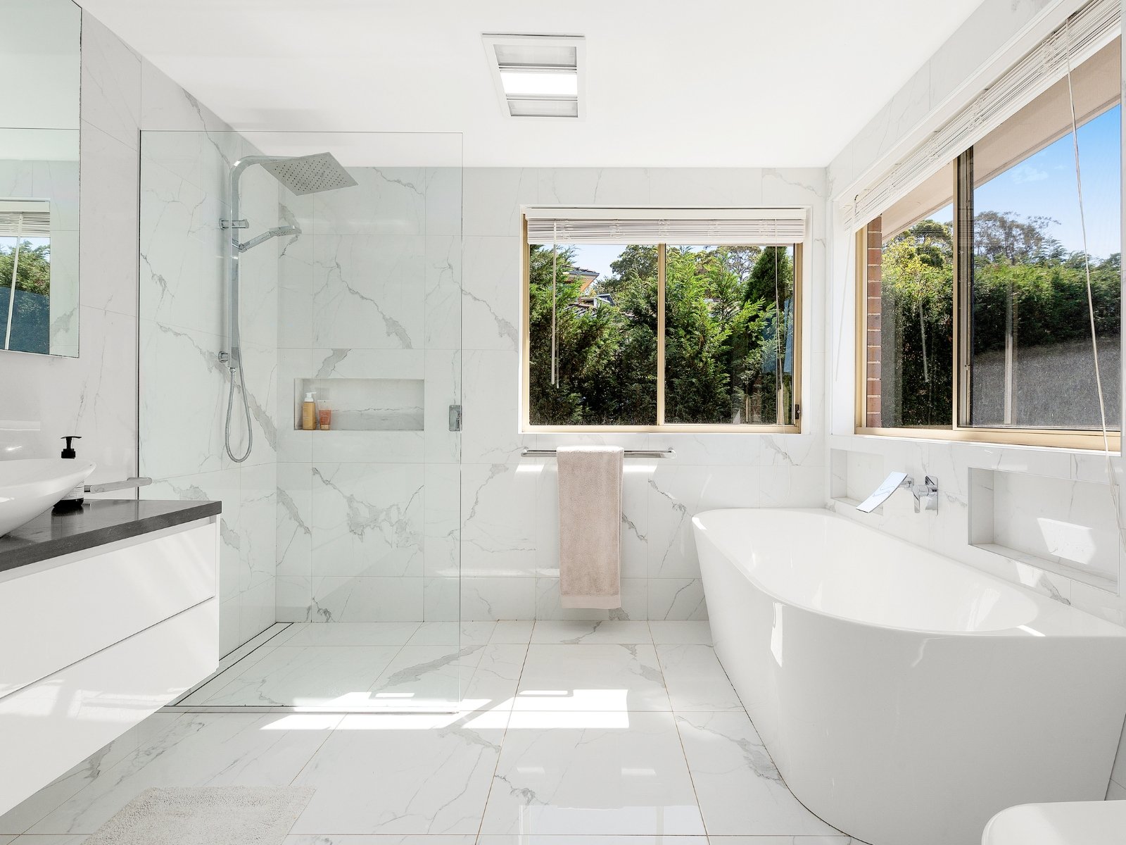 30 Barnes Road, Frenchs Forest