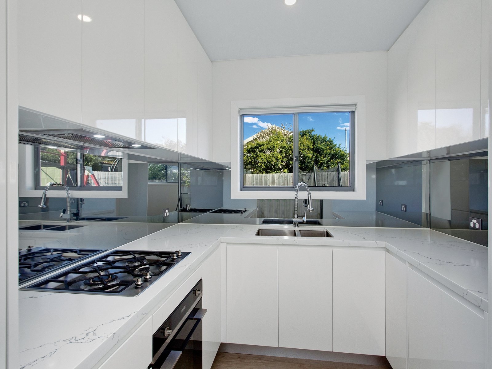 53A Wakehurst Parkway, Seaforth