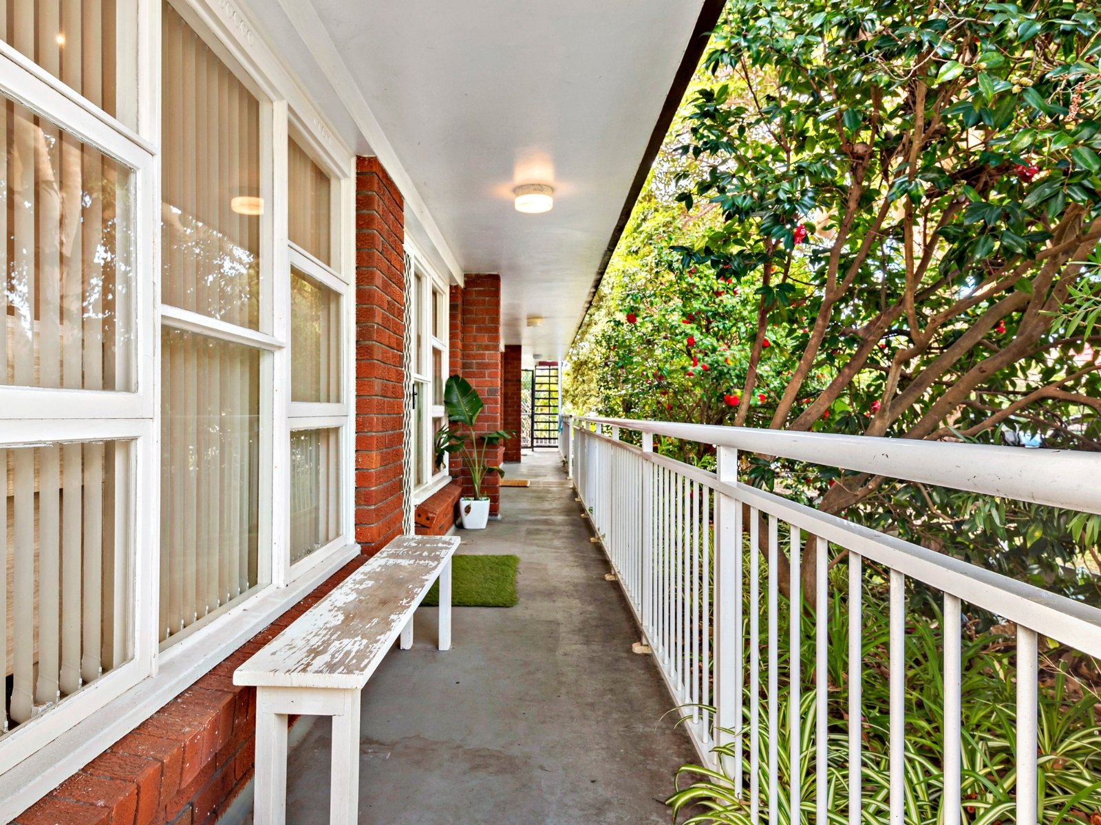 1/10 Moore Road, Freshwater