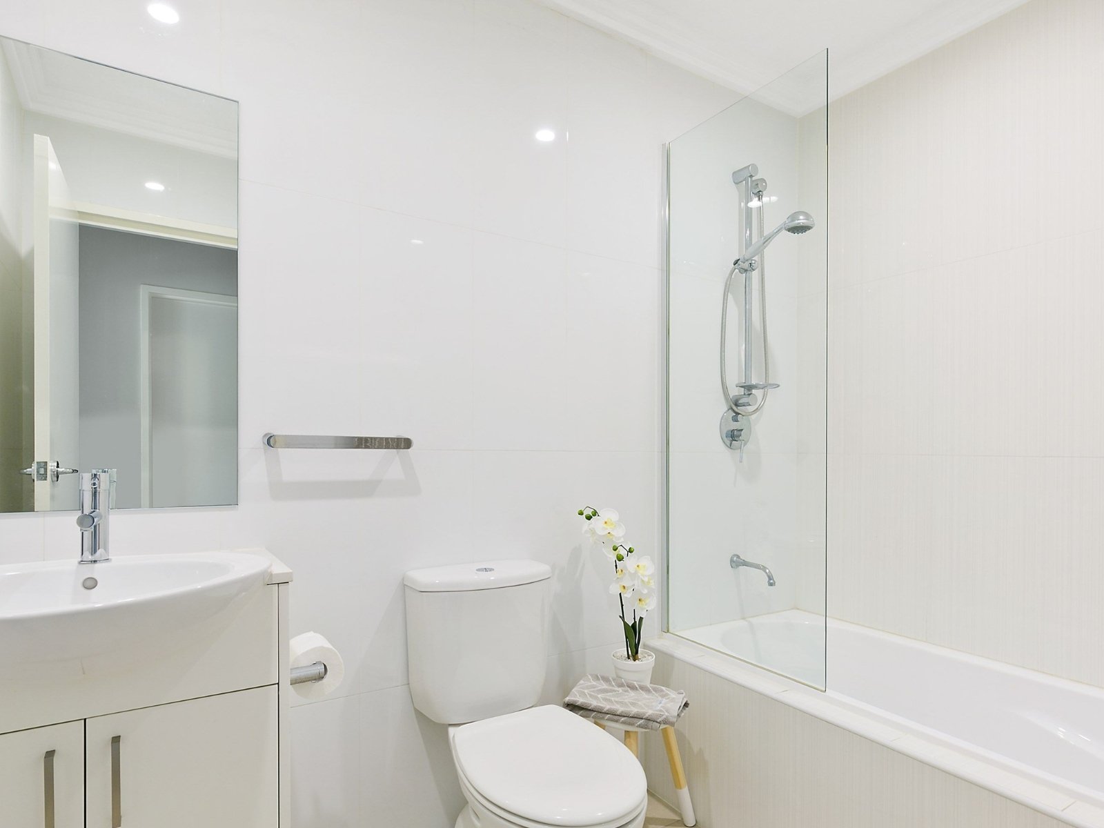 31/12-16 Shackel Avenue, Brookvale