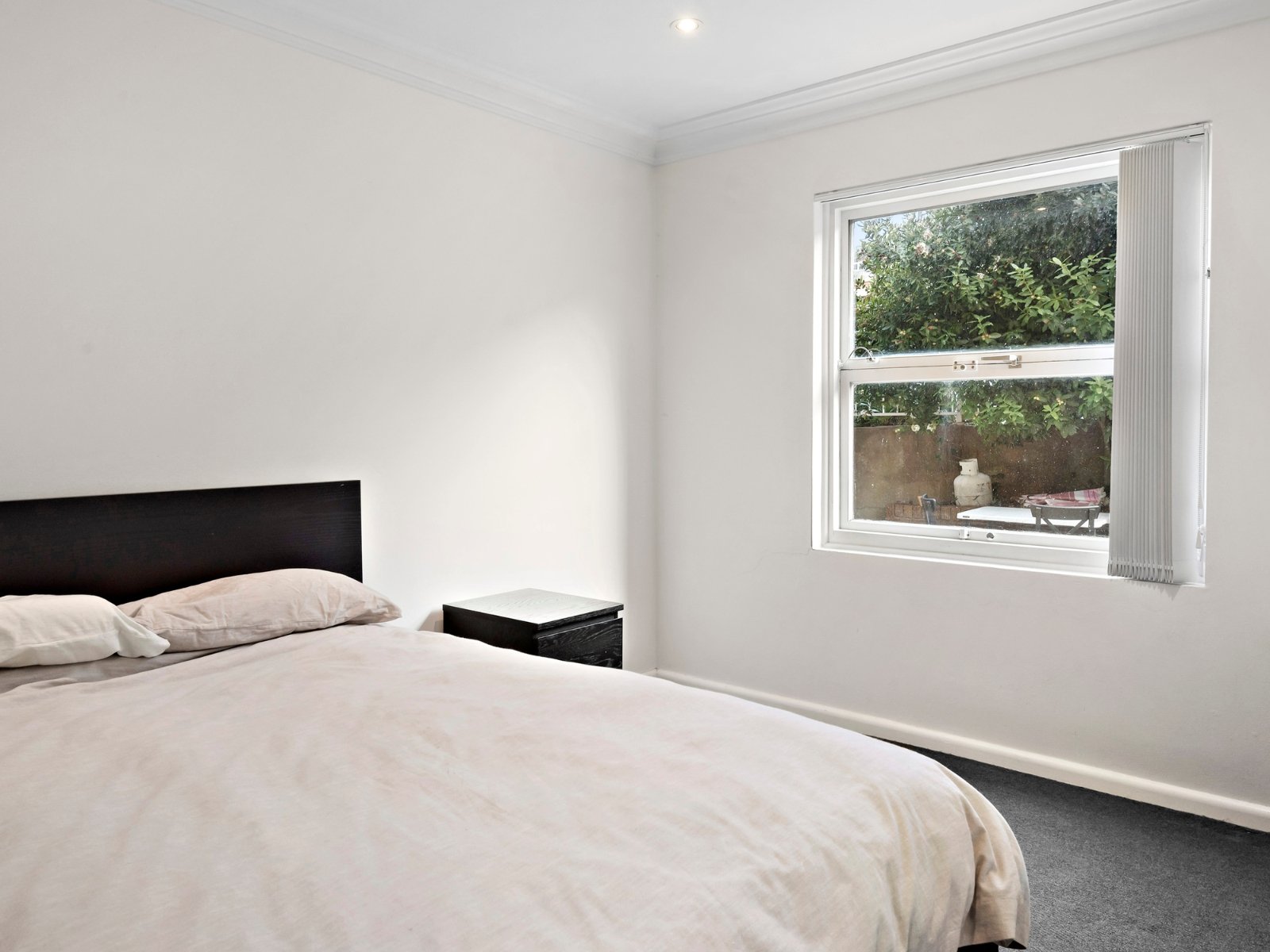 1/10 Moore Road, Freshwater