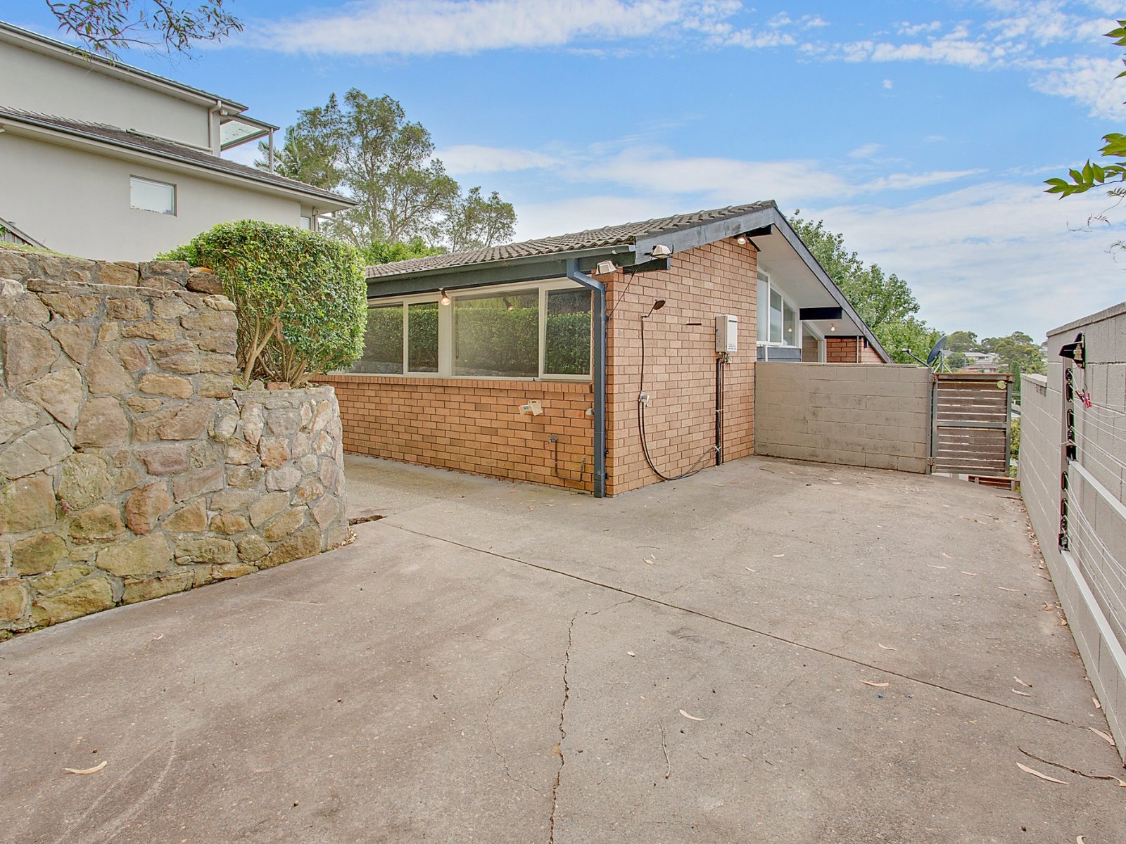 31 Binalong Avenue, Allambie Heights
