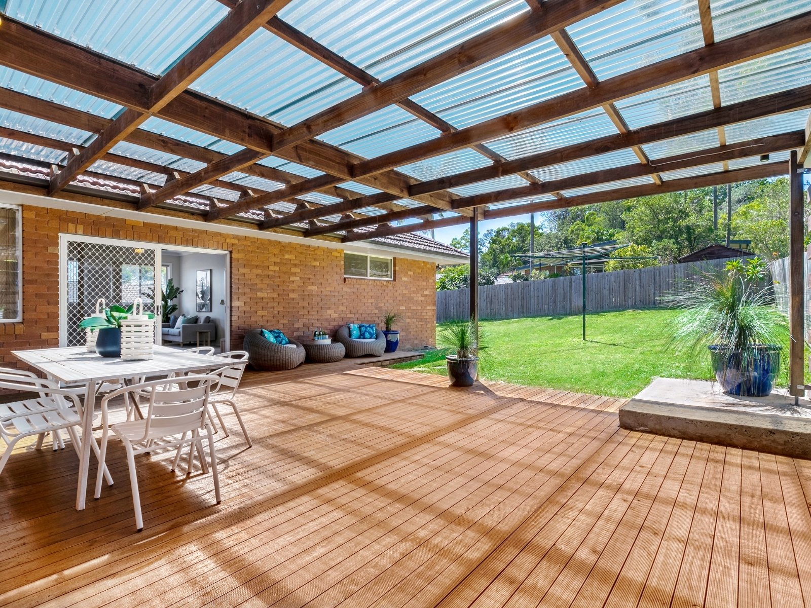 16 Cobb Street, Frenchs Forest