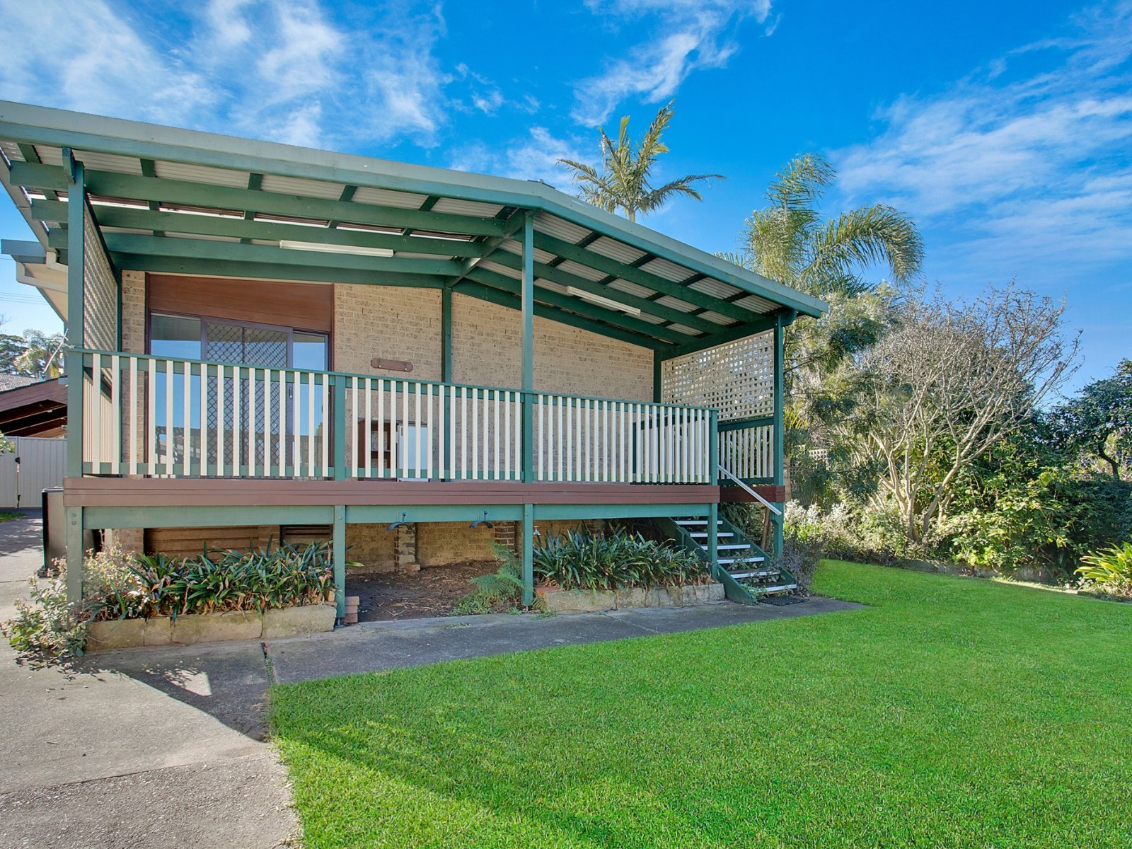 15 Tyrone Avenue, Forestville