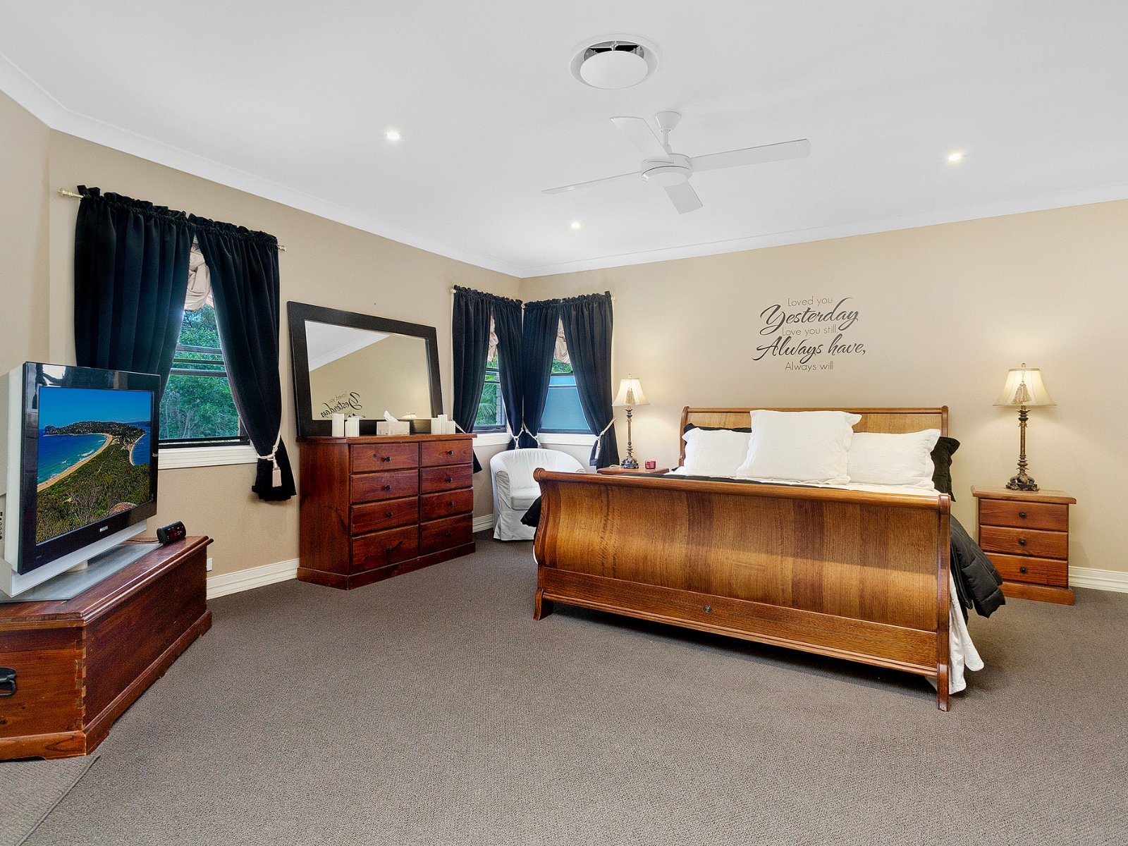 6 Magnolia Close, Frenchs Forest