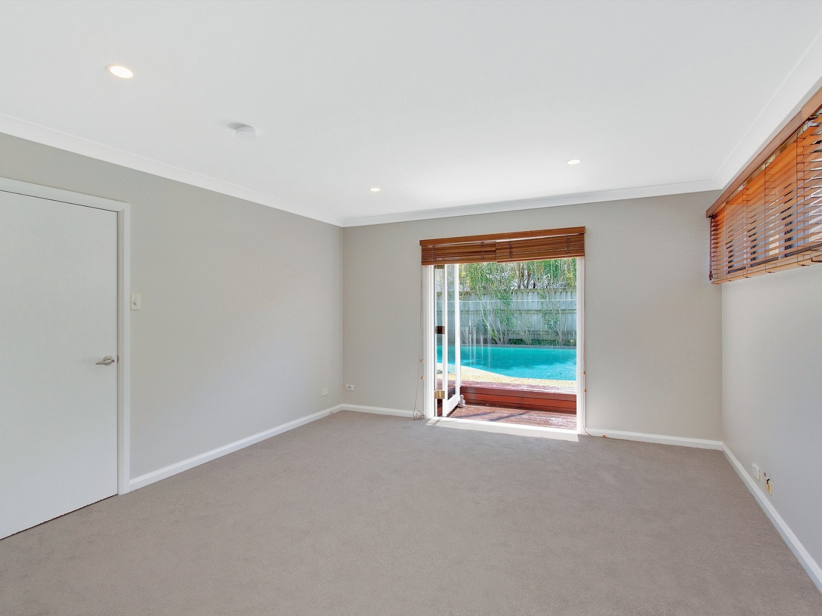 16 Aranda Drive, Frenchs Forest