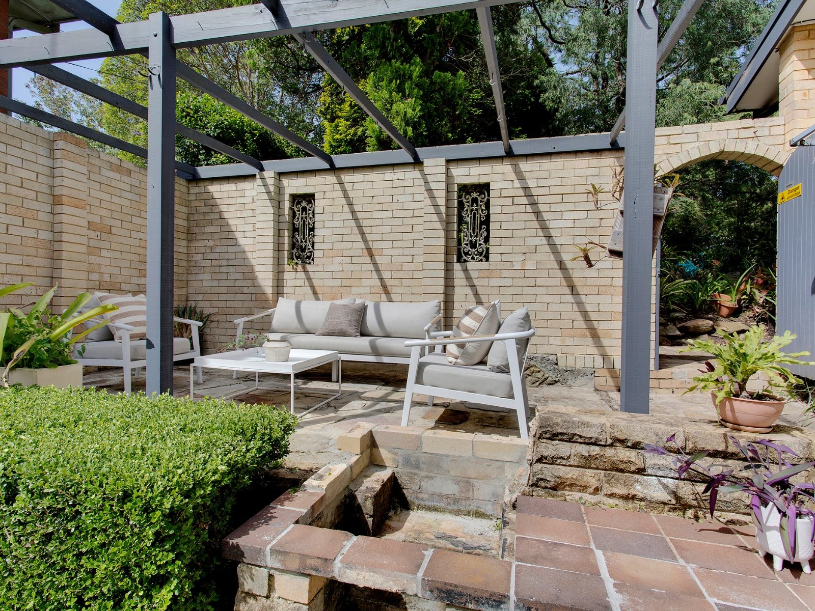 27 Cashel Crescent, Killarney Heights