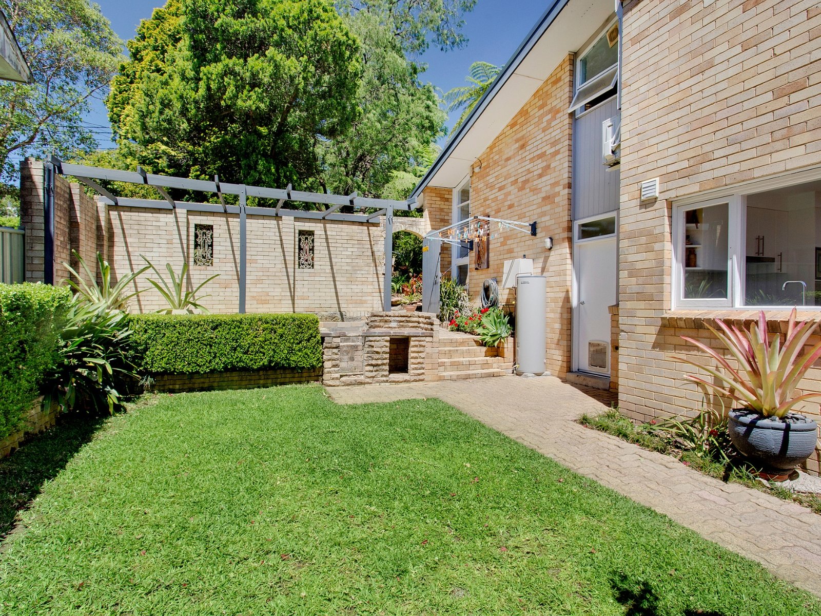 27 Cashel Crescent, Killarney Heights