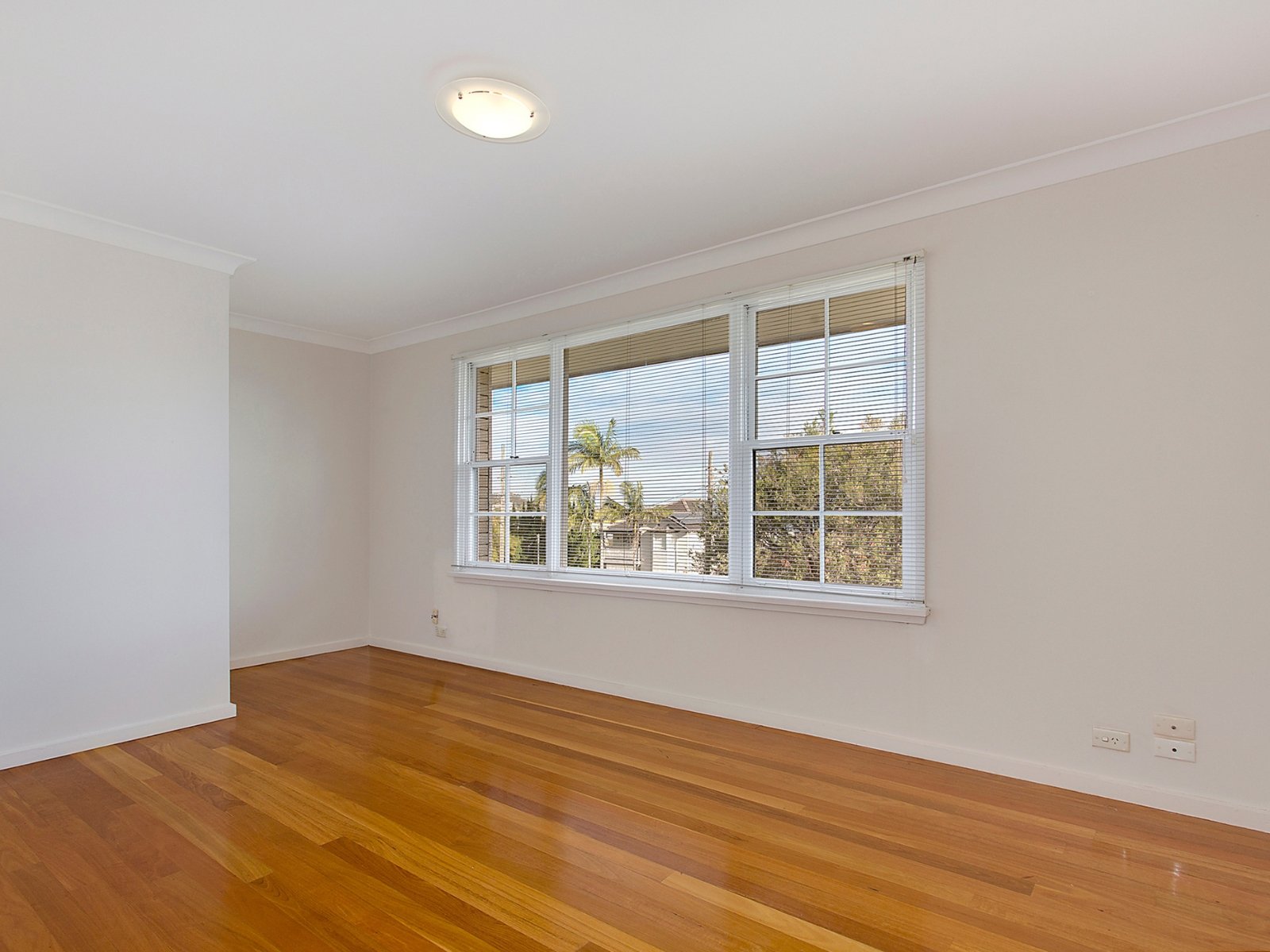 10 Ponsonby Parade, Seaforth