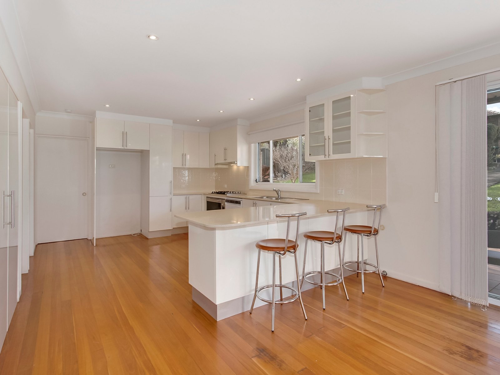 10 Ponsonby Parade, Seaforth